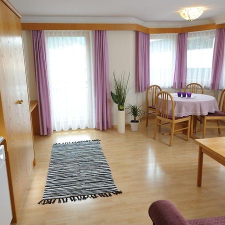 Appartement Chesa Monte Ишгъл Екстериор снимка