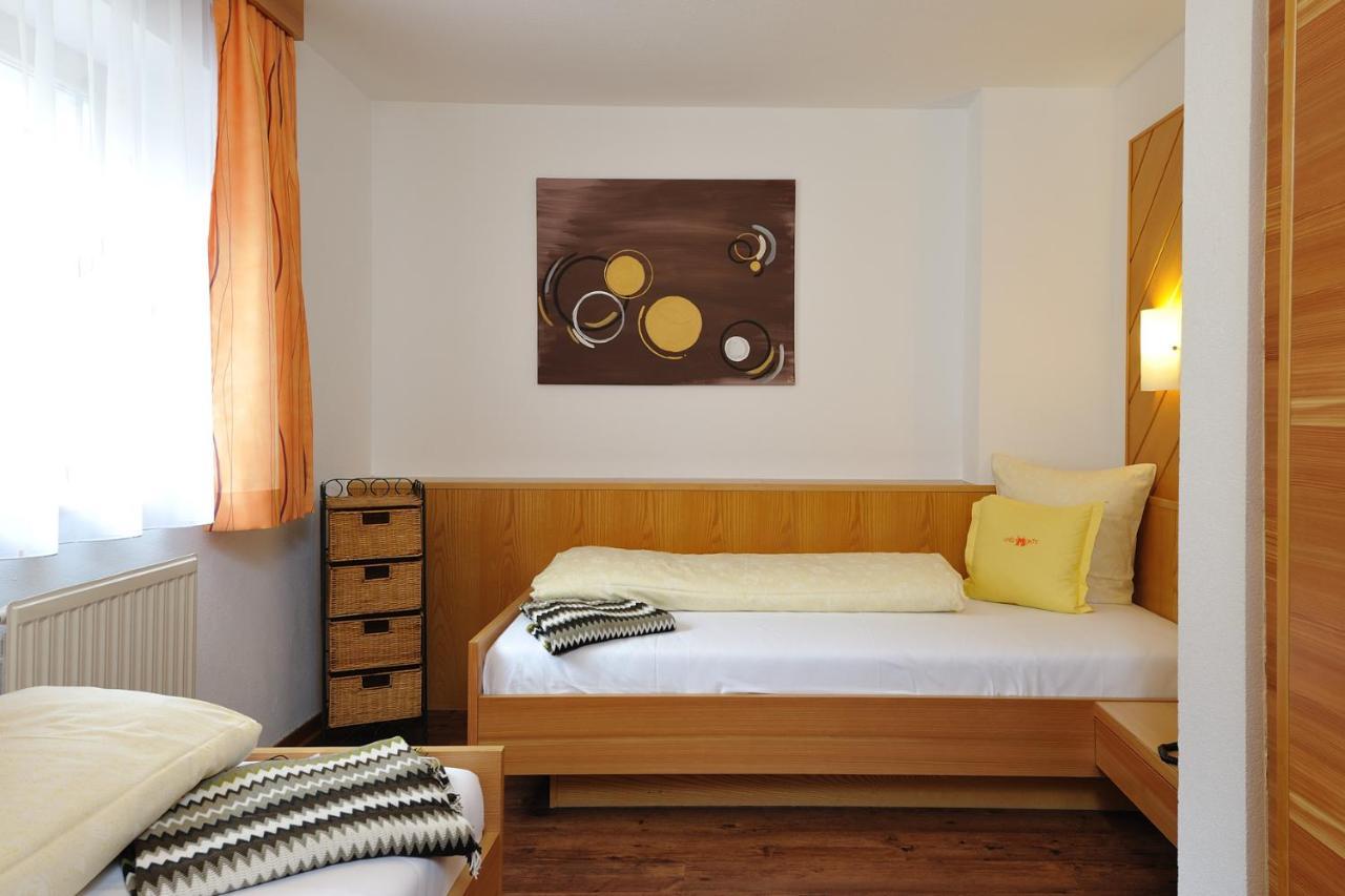 Appartement Chesa Monte Ишгъл Екстериор снимка